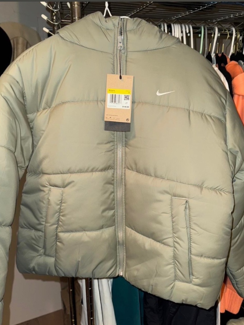 Nike Women’s Therma-fit Hooded Puffer Jacket NWT Size S